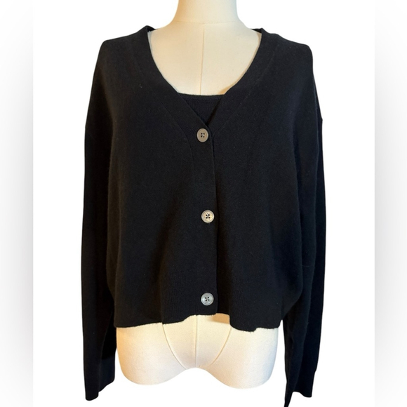 J CREW Black Cashmere V Neck Cardigan with matching Cashmere Tank in Sz L - Picture 3 of 8